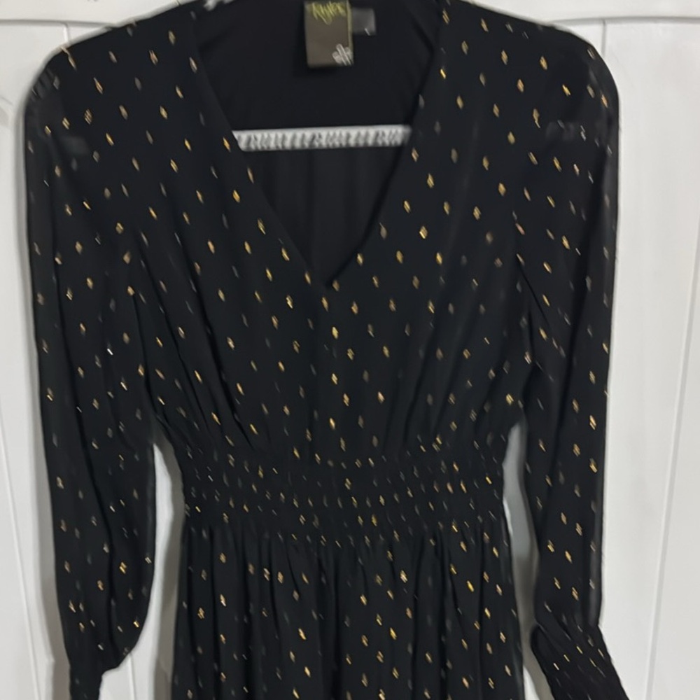 Taylor Black and Gold V-Neck A-Line Dress